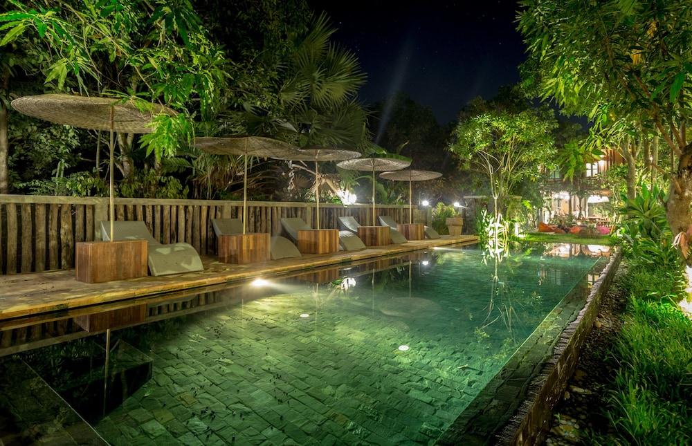 Isann Villa Ciudad de Siem Riep Exterior foto