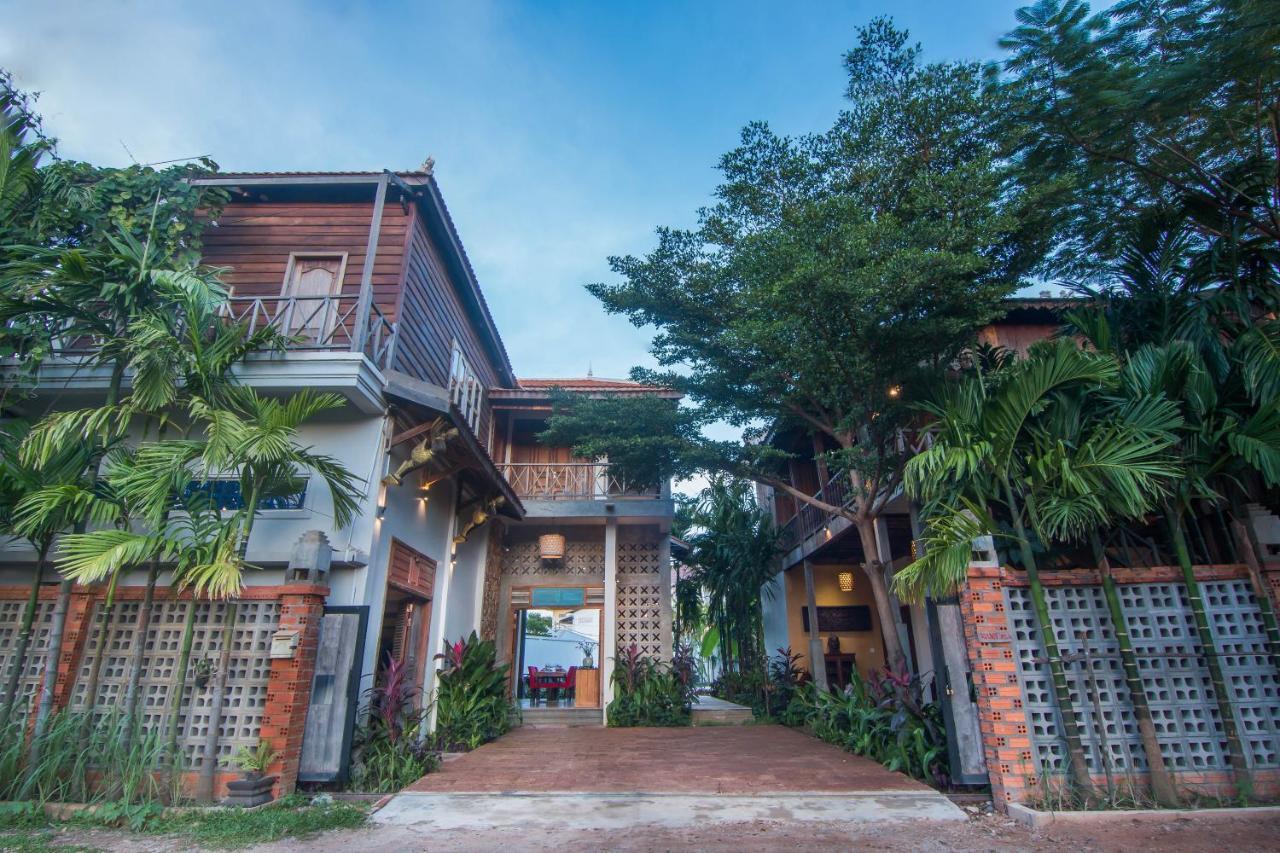 Isann Villa Ciudad de Siem Riep Exterior foto